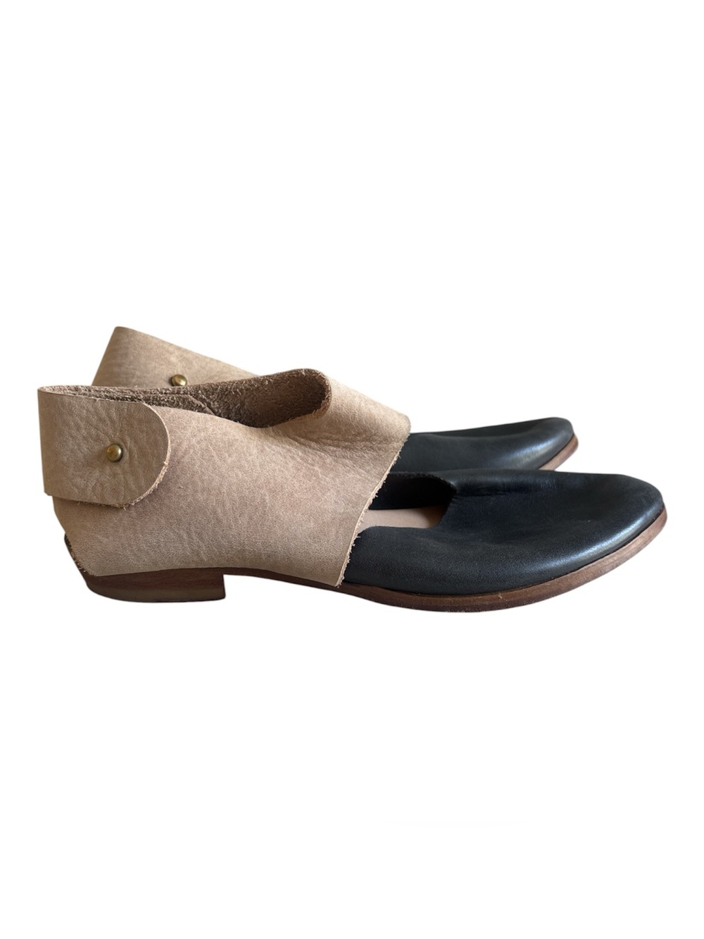 Sevilla Smith handmade leather shoes tan black brown flats modern casual size 37